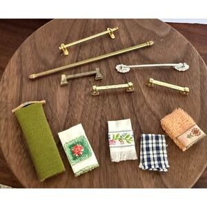 Dollhouse Miniature 1:12 Bathroom Towel Racks Towels Curtain Rods Lot of Many
